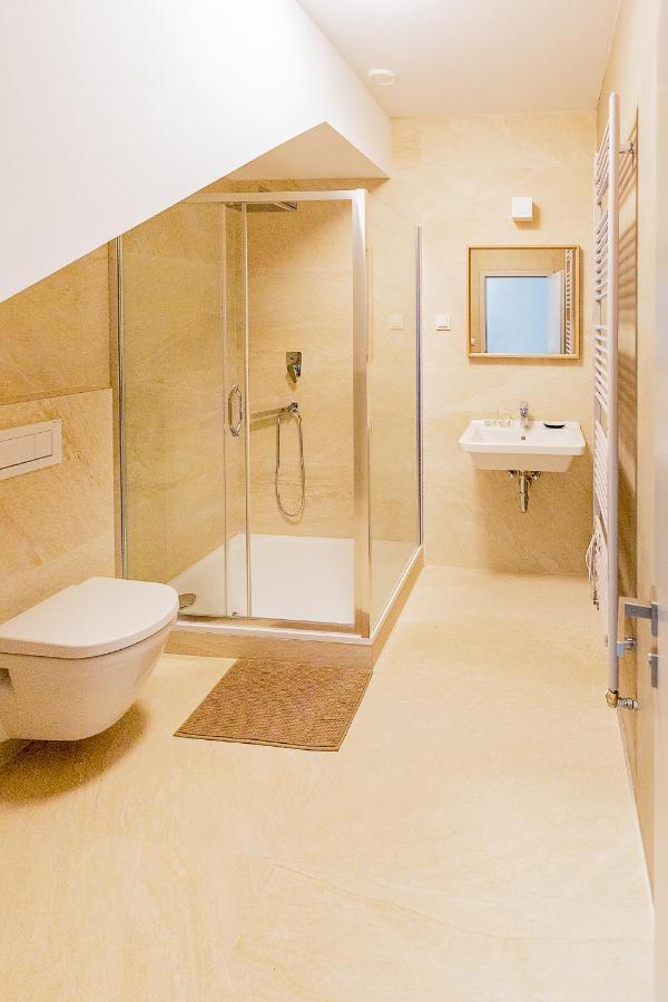 Exclusive Penzion Viva Residence Mladá Boleslav Eksteriør bilde